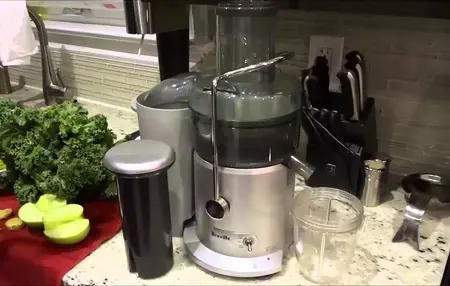 How to Use a Juicer