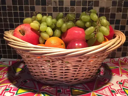 How to Make a DIY Fruit Basket