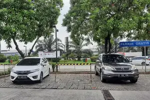 Kabin Mobil Sejuk Saat Parkir: Tips Jitu Atasi Panas