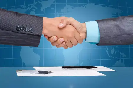 How to Master the Art of Negotiating a Partnership