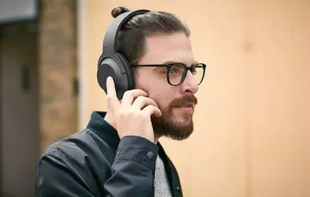 How to Learn to Use Headphones