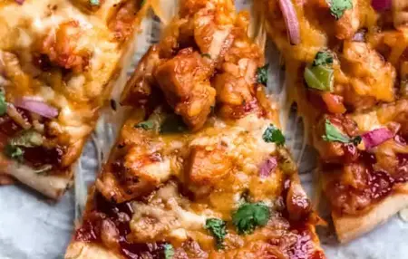 How to Make a Pizza with Chicken