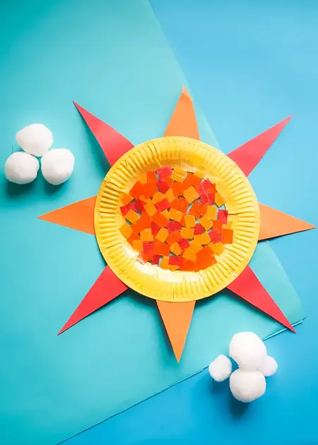 How to Make a Paper Plate Suncatcher