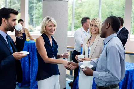 How to Network Effectively at Industry Events