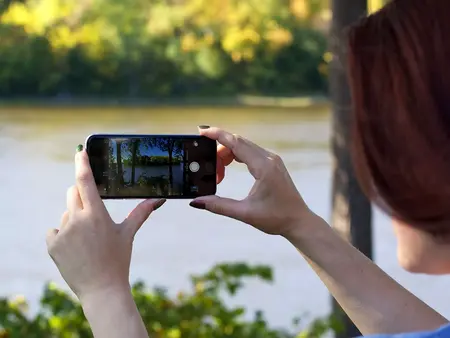 How to Use a Smartphone Camera