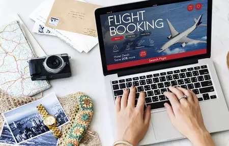 How to Use a Travel Booking App