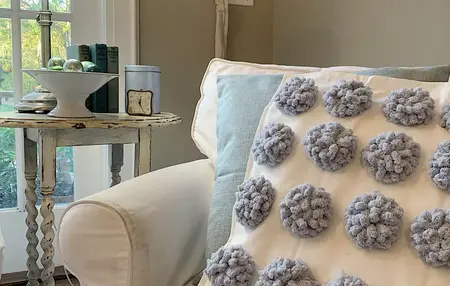 How to Make a Pom-Pom Pillow