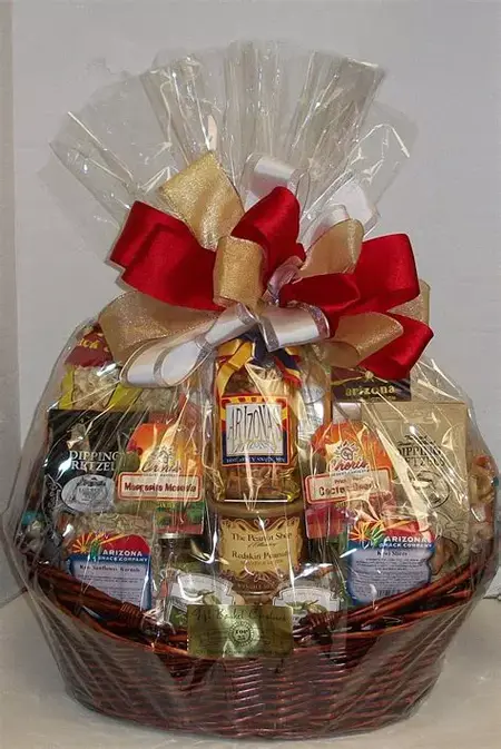 How to Make Your Own Gift Baskets