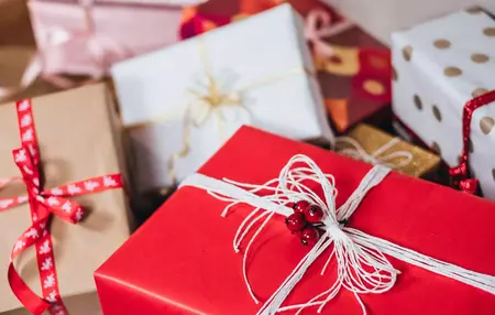 How to Choose the Right Holiday Gifts