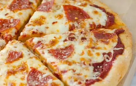 How to Make a Gluten-Free Pizza Crust