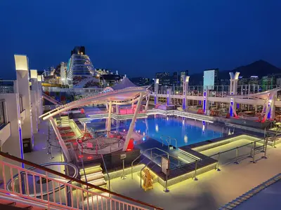 Liburan Kapal Pesiar Dubai: Akhir Pekan Seru di Resorts World One