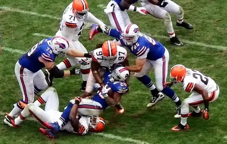 How to Learn to Play American Football